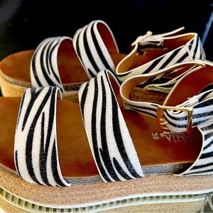 PATRIZIA Platform Sandals Zebra Print Size 38 US 7.5-8